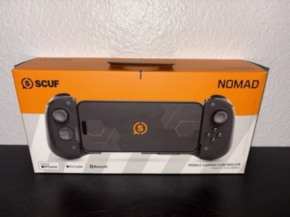 SCUF Nomad Black Mobile Controller for iPhone iOS16+ USBC Controller- New in box